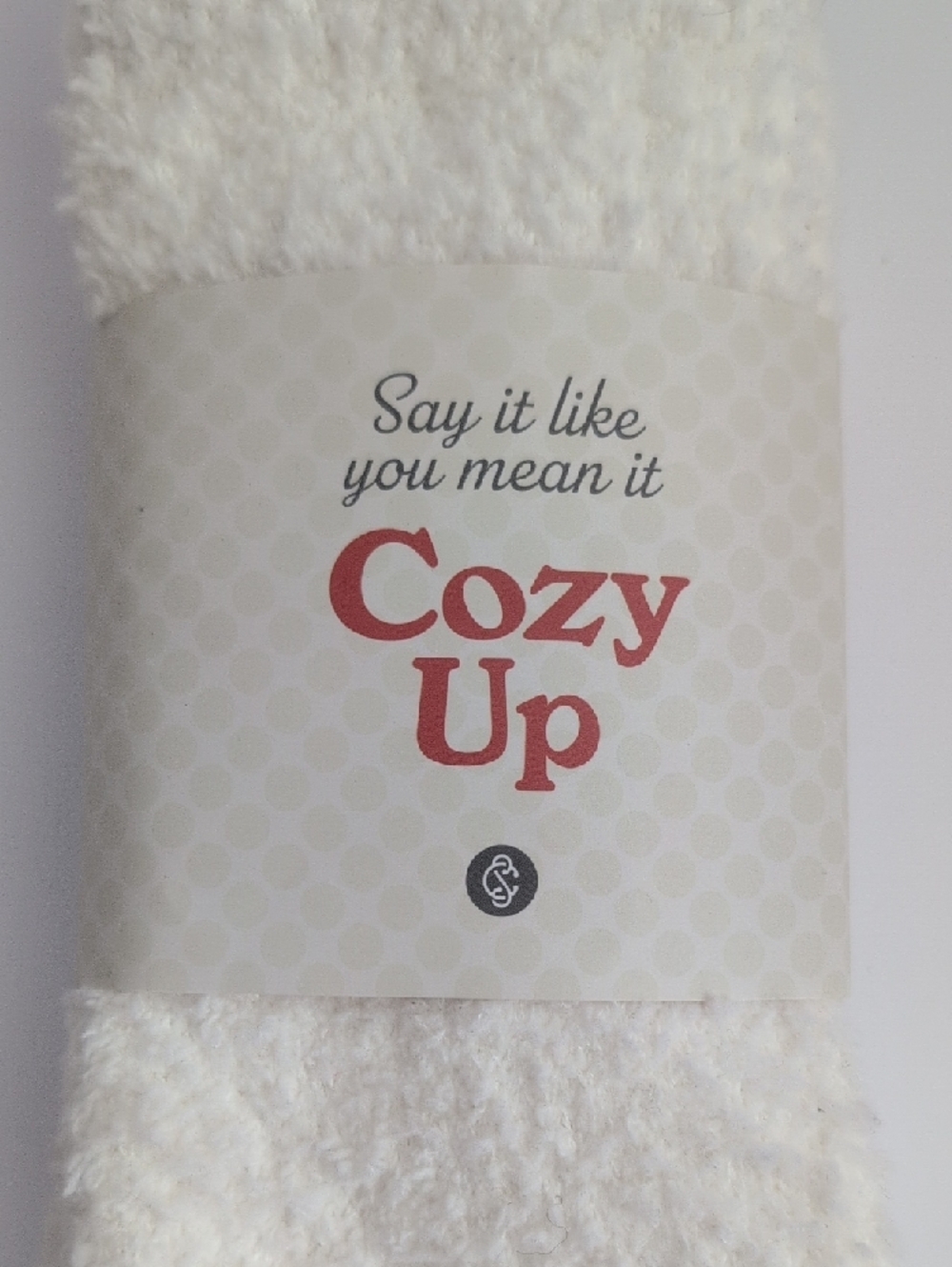 Cozy Up Plush White Socks NWT - Picture 2 of 5